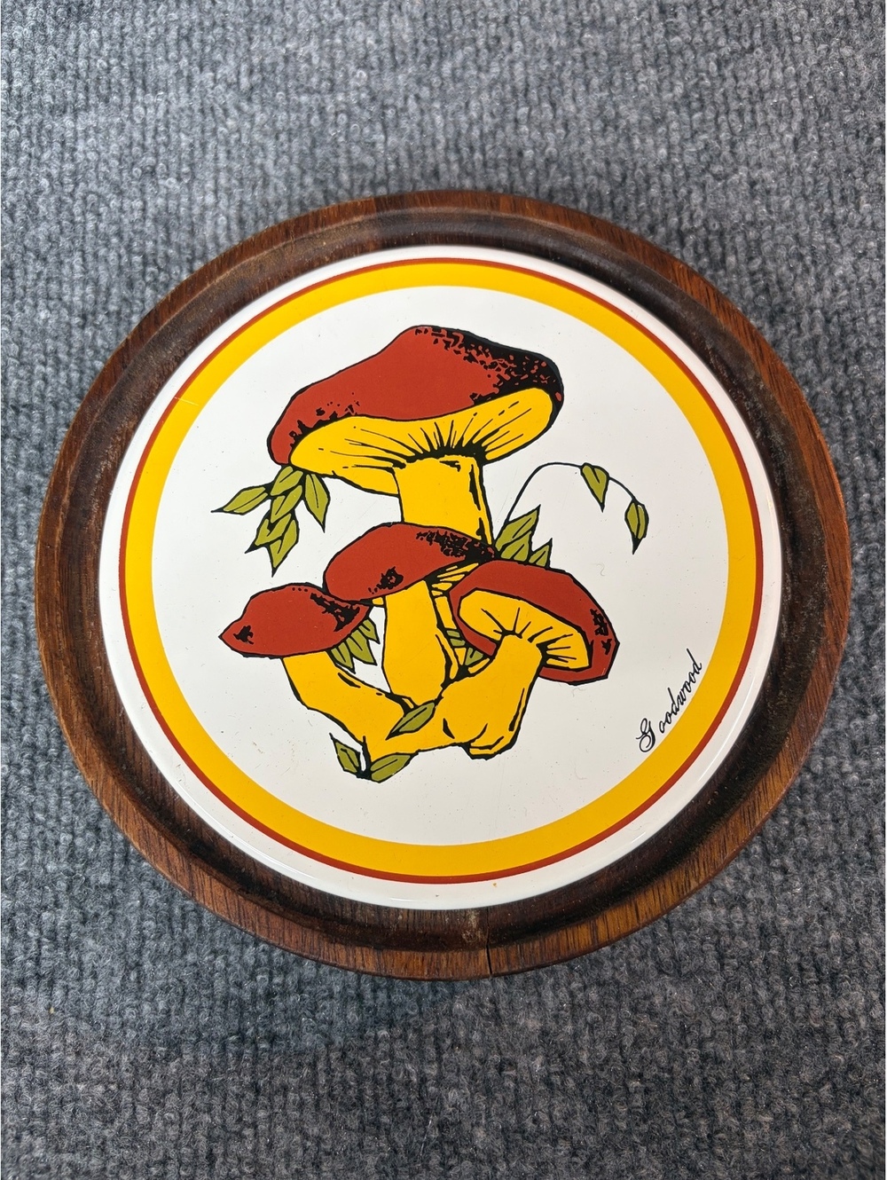 Vintage Mushroom Trivet Wood Frame Wall Hanging 7”